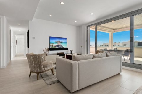 3 dormitorios Penthouse en Estepona, Spain No. 27390 28