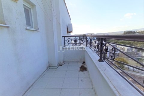 2+1 Apartment in Milas, Turkey No. 15297 8