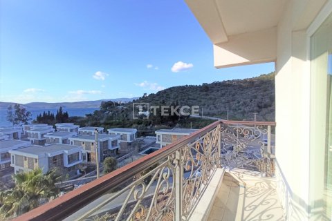 2+1 Appartement à Milas, Turkey No. 15297 1