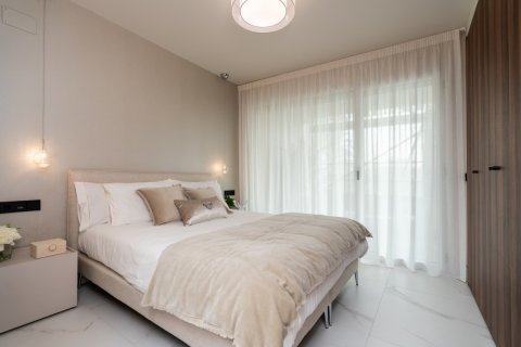 3 dormitorios Apartment en Cortes (San Pedro De Alcantara), Spain No. 27150 9