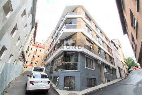 3+1 Appartement à Beyoglu, Turkey No. 17210 1