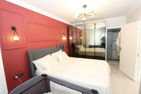 3+1 Apartment in Beyoglu, Turkey No. 17210 12