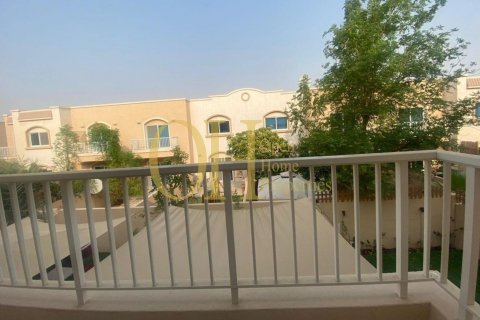 2 bedrooms Townhouse in Al Reef, UAE No. 46528 2