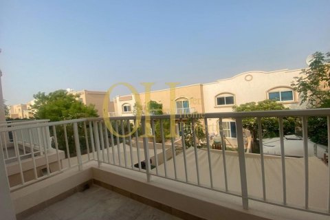 2 bedrooms Townhouse in Al Reef, UAE No. 46528 1