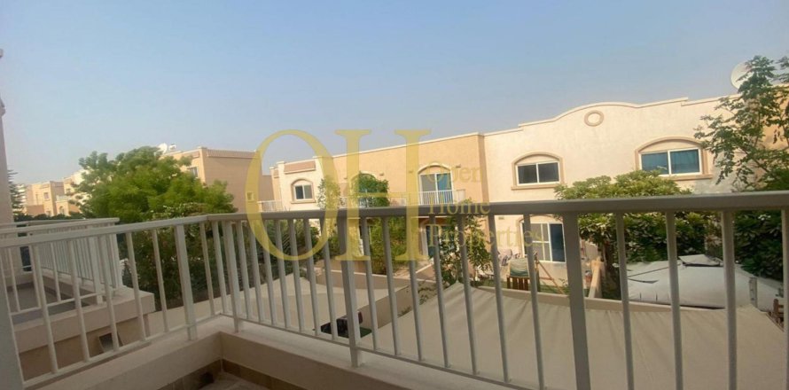 2 bedrooms Townhouse in Al Reef, UAE No. 46528