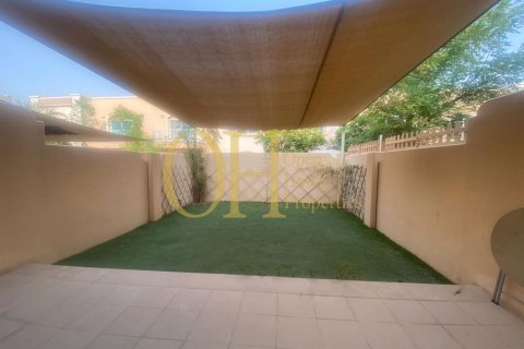 2 bedrooms Townhouse in Al Reef, UAE No. 46528 4