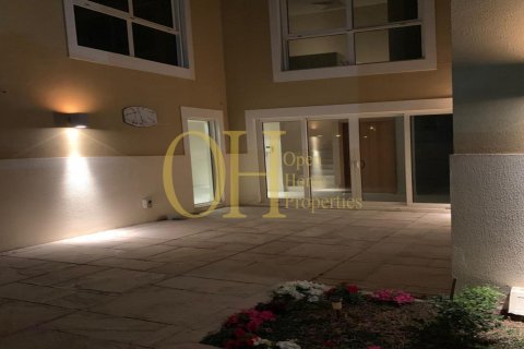 4 bedrooms Townhouse in Al Raha Gardens, UAE No. 46527 1