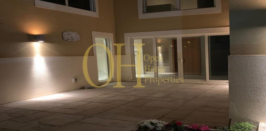 4 bedrooms Townhouse in Al Raha Gardens, UAE No. 46527