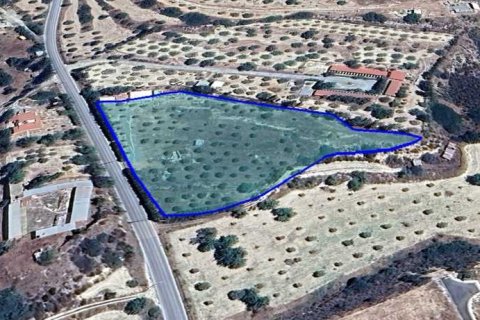 8562m² Land à Fasoula, Cyprus No. 64263 1