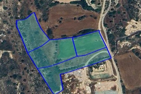 17005m² Land à Agios Athanasios, Cyprus No. 64261 1