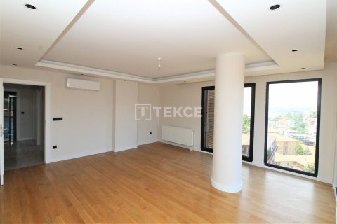 4+1 Apartment in Istanbul, Turkey No. 11215 19