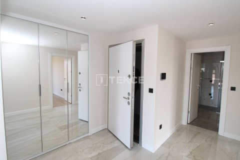 4+1 Appartement à Istanbul, Turkey No. 11215 28