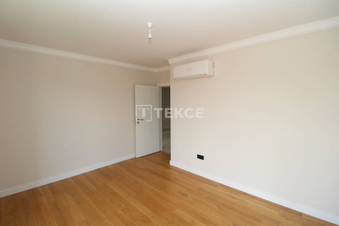 4+1 Appartement à Istanbul, Turkey No. 11215 24