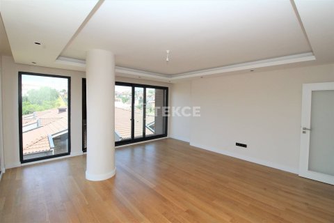 4+1 Appartement à Istanbul, Turkey No. 11215 18