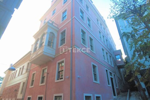 1+1 Apartment en Istanbul, Turkey No. 11240 6