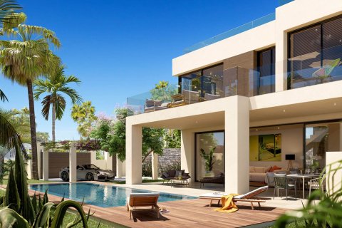 5 bedrooms Villa in Estepona, Spain No. 27130 4