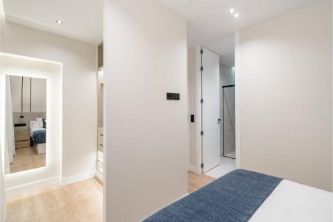 2 dormitorios Apartment en Madrid, Spain No. 27555 29