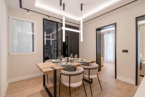 2 dormitorios Apartment en Madrid, Spain No. 27555 5