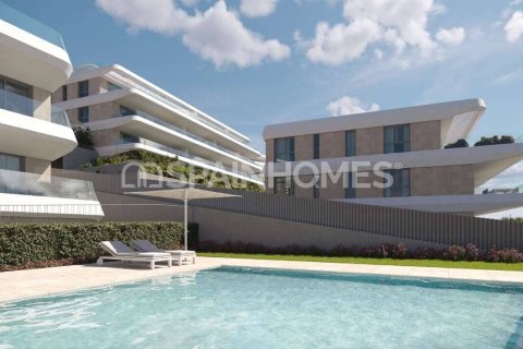 4 bedrooms Penthouse in Estepona, Spain No. 27553 5