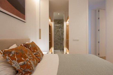 3 dormitorios Apartment en Madrid, Spain No. 27554 6