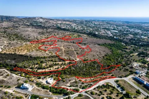 100406m² Land à Paphos, Cyprus No. 41539 2