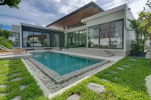 3 bedrooms Villa in Phuket, Thailand No. 2843 12