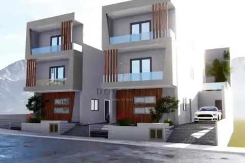 4 bedrooms House in Agios Athanasios, Cyprus No. 31808 1