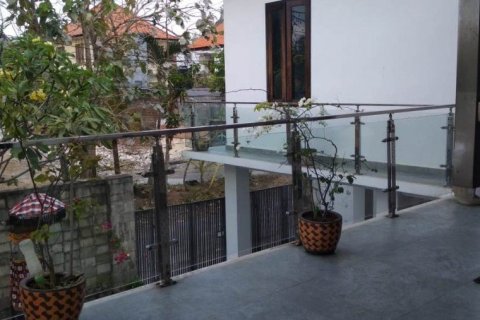 5 bedrooms House in Jimbaran, Indonesia No. 23194 5