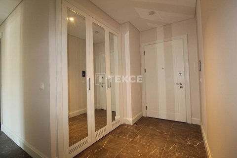 5+1 Penthouse in Istanbul, Turkey No. 11664 16