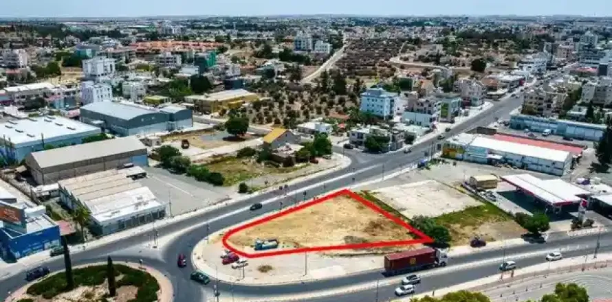 1600m² Land in Nicosia, Cyprus No. 45072