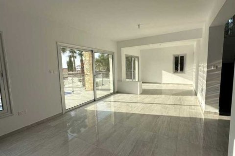 5 dormitorios House en Kissonerga, Cyprus No. 29244 3