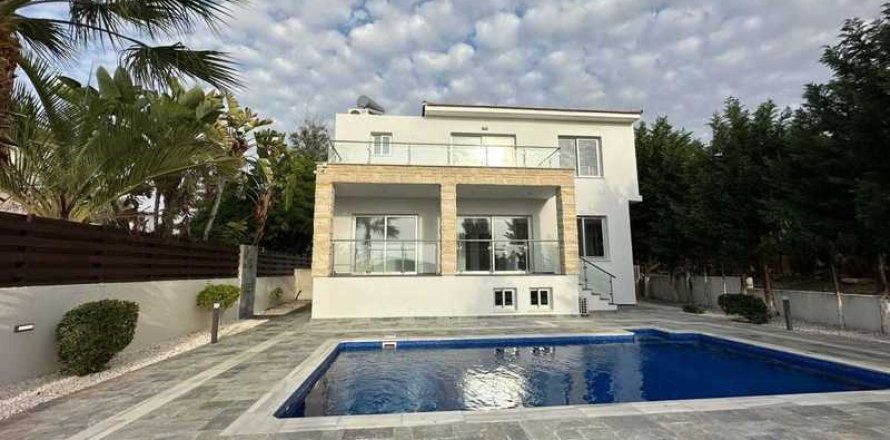 5 dormitorios House en Kissonerga, Cyprus No. 29244