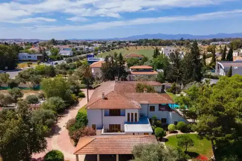 4 chambres House à Nicosia, Cyprus No. 31770 1