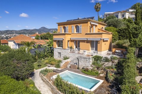 4 bedrooms Villa in Nice, France No. 67408 1