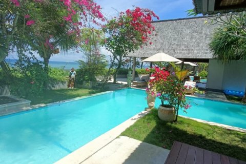 6 bedrooms Villa in Blahbatuh, Indonesia No. 22974 2