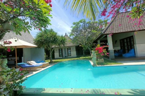 6 dormitorios Villa en Blahbatuh, Indonesia No. 22974 6