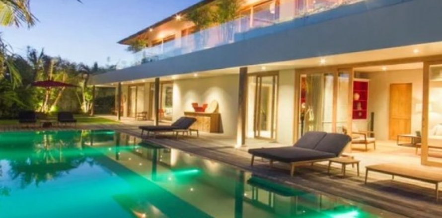 5 bedrooms Villa in Canggu, Indonesia No. 22975