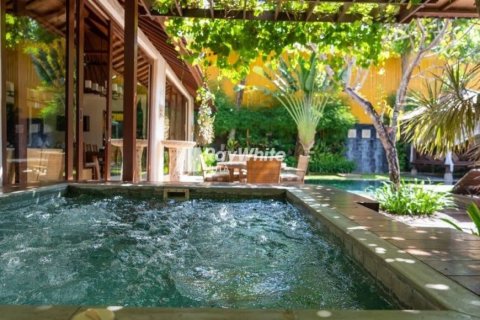 4 bedrooms Villa in Seminyak, Indonesia No. 22926 9