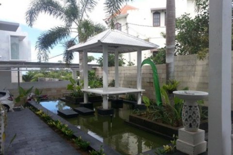 5 bedrooms Villa in Jimbaran, Indonesia No. 22925 13