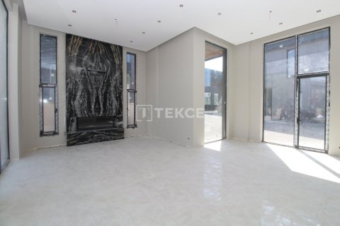 4+1 Villa in Ankara, Turkey No. 14013 11