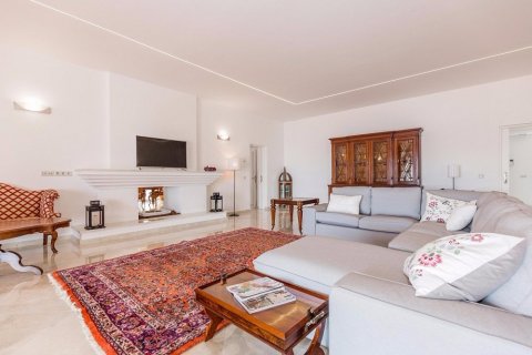 5 dormitorios House en Estepona, Spain No. 25242 2