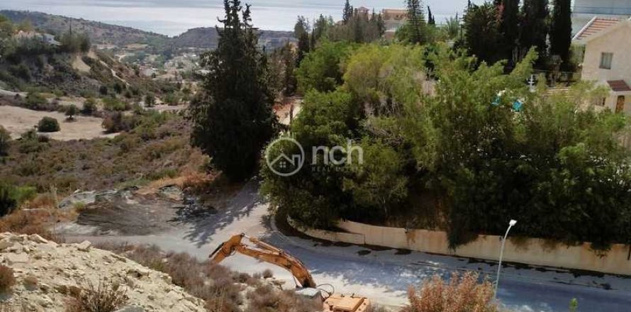 1577m² Land in Agios Tychonas, Cyprus No. 66025