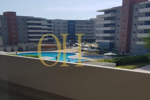 3 bedrooms Apartment in Al Reef, UAE No. 8466 1