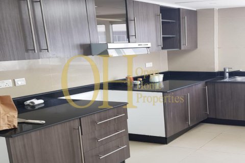 3 bedrooms Apartment in Al Reef, UAE No. 8466 9