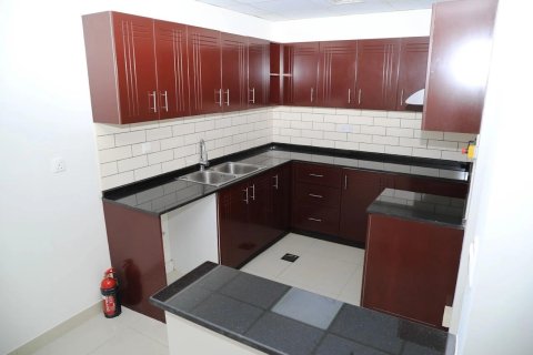 2 bedrooms Apartment in Dubai, UAE No. 7541 2