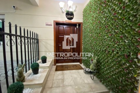 4 bedrooms Villa in Jumeirah Village Circle, UAE No. 7554 8