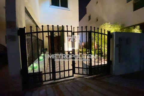 4 bedrooms Villa in Jumeirah Village Circle, UAE No. 7554 27