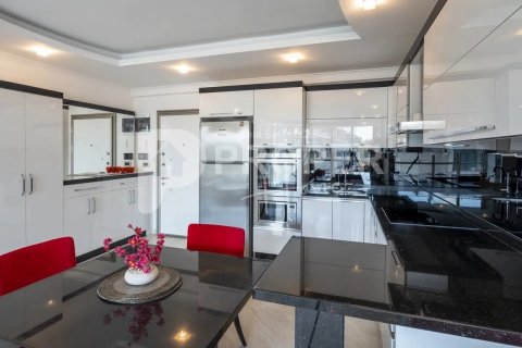 3 habitaciones Apartment en Alanya, Turkey No. 12646 1