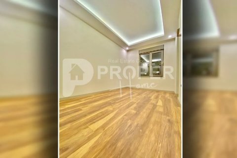 5 rooms Apartment in Konyaalti, Turkey No. 12647 14