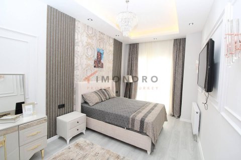 4+1 Appartement à Bueyuekcekmece, Turkey No. 17033 22